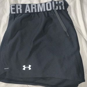 NWOT WOMENS UNDER ARMOUR SHORTS